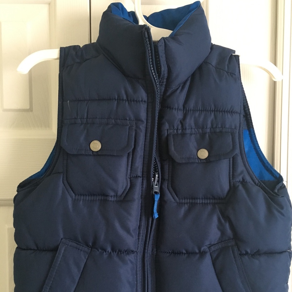 Gap reversible down weight vest